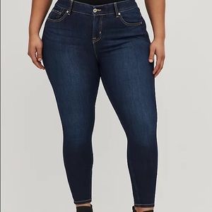 Premium Stretch Jeans- Bombshell Skinny